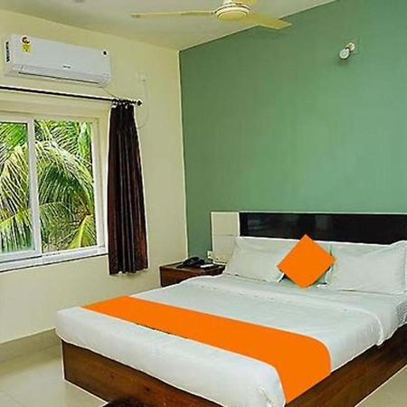 Fabhotel Ekamra Greens By Y Hotels 布巴内什瓦尔 外观 照片