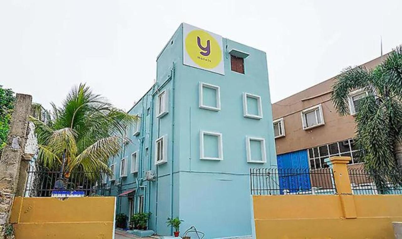 Fabhotel Ekamra Greens By Y Hotels 布巴内什瓦尔 外观 照片